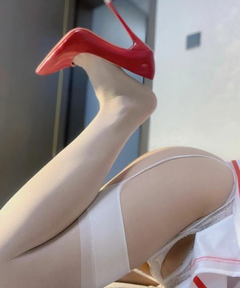 韩国理伦片免费观看_十万网红美女美酱