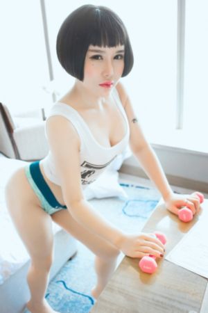 女生奖励自己的视频素材高清版_超清高清免费观看