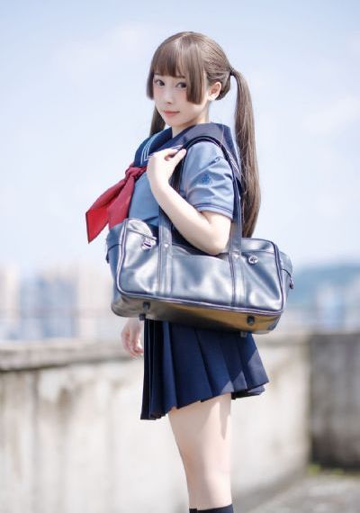 美丽的姑娘高清中文版_超清高清电影在线