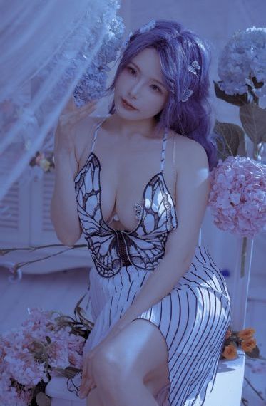 迪拜女孩_720在线视频播放