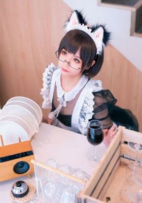 雌猫们_720免费电视剧